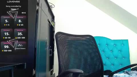 incubus_couple1 online show from 02/25/25, 02:47