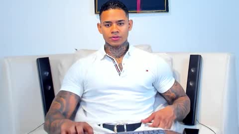 Jacobo online show from 11/02/25, 01:08