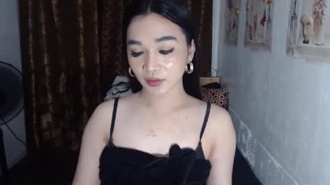 indestructabletrixie online show from 01/04/25, 11:11