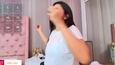 Indi Catalina online show from 02/25/25, 12:24