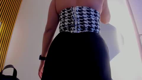 Indi Catalina online show from 02/03/26, 12:21