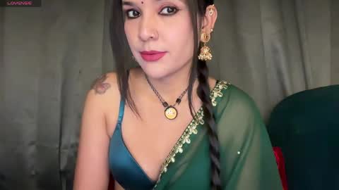 Snapshot of indian_meenakshi_69 chatting on 05/26/26, 07:32 priya online show from 05/26/26, 07:32