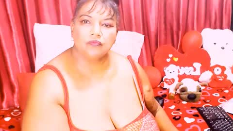 indian_rubyxx online show from 02/19/25, 09:39