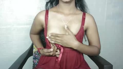 Snapshot of indian_saanvi chatting on 12/04/25, 04:11 Saanu online show from 12/04/25, 04:11