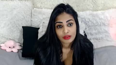 Snapshot of indian_swaggerliciousx chatting on 05/15/26, 11:45 Jazmin online show from 05/15/26, 11:45