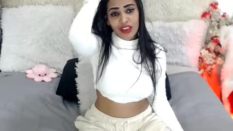 Snapshot of indian_swaggerliciousx chatting on 05/16/26, 11:14 Jazmin online show from 05/16/26, 11:14