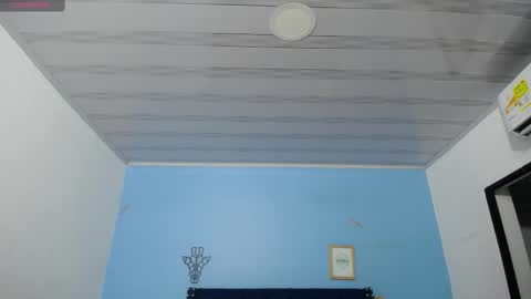 Snapshot of indian_whore18 chatting on 02/15/25, 03:31 indian_whore18 online show from 02/15/25, 03:31