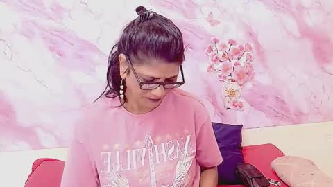 Snapshot of indianallure chatting on 02/09/26, 05:33 Femiez online show from 02/09/26, 05:33