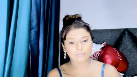 Snapshot of indianbabe2021 chatting on 02/18/25, 09:43 indianbabe2021 online show from 02/18/25, 09:43