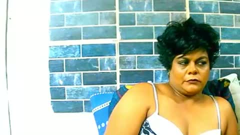 indiancherrypie online show from 12/14/24, 07:18