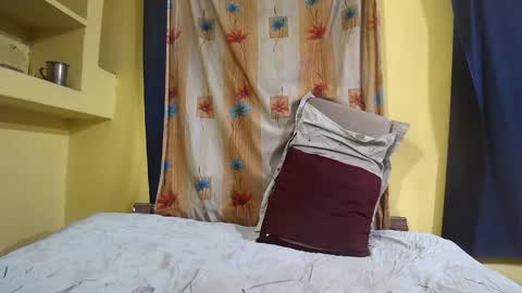 Snapshot of indiancumking chatting on 12/20/24, 02:27 inindiancumking online show from 12/20/24, 02:27