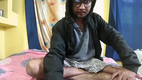 Snapshot of indiancumking chatting on 01/02/25, 10:48 inindiancumking online show from 01/02/25, 10:48