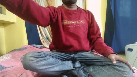 Snapshot of indiancumking chatting on 01/16/25, 10:21 inindiancumking online show from 01/16/25, 10:21