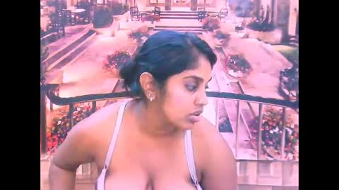 Snapshot of indiandiva27 chatting on 02/16/26, 07:04 indiandiva27 online show from 02/16/26, 07:04