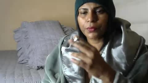 Snapshot of indiandreams_ chatting on 07/06/26, 06:43 Palavi online show from 07/06/26, 06:43