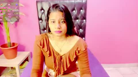 Snapshot of indianflame chatting on 06/25/26, 07:02 PARADISEQUEEN online show from 06/25/26, 07:02