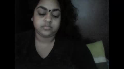 indianpooja1027 online show from 09/17/25, 07:21