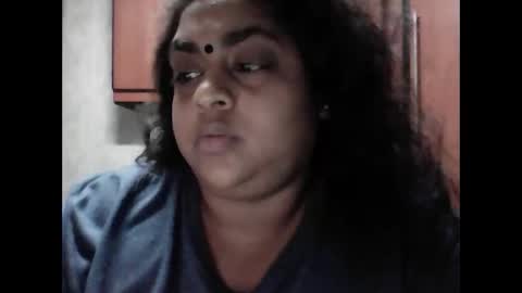 indianpooja1027 online show from 10/10/25, 08:19