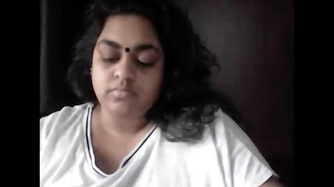 indianpooja1027 online show from 10/16/25, 08:48