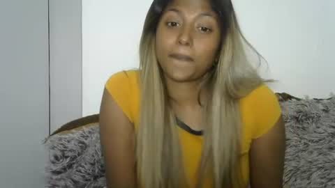 indianqtpie6 online show from 09/29/25, 06:35