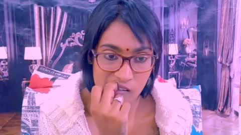Snapshot of indianrebel4u2luv chatting on 06/18/26, 09:14 indianrebel4u2luv online show from 06/18/26, 09:14