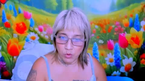 Snapshot of indianroxy27 chatting on 07/16/26, 06:19 indianroxy27 online show from 07/16/26, 06:19