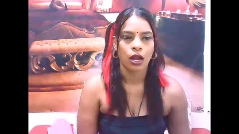 indiansexyass4u2luv online show from 01/26/25, 03:47