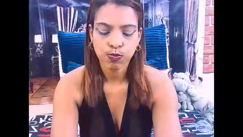Snapshot of indiansexyass4u2luv chatting on 05/21/26, 09:38 indiansexyass4u2luv online show from 05/21/26, 09:38