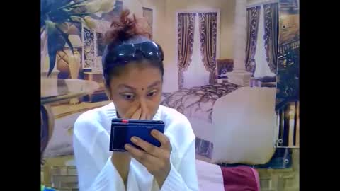 indiansexybutt4u2luv online show from 03/17/26, 05:33