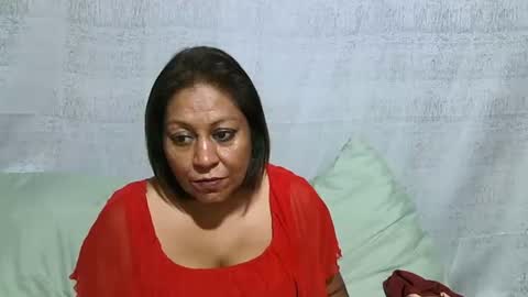 Snapshot of indiansexymilf chatting on 06/18/26, 09:25 candice online show from 06/18/26, 09:25