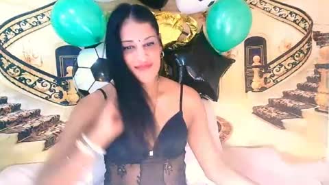 Snapshot of indiansexysmyle chatting on 07/18/26, 07:01 Azi online show from 07/18/26, 07:01