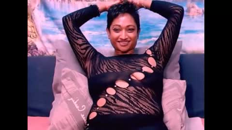 Shreya online show from 12/02/24, 06:10