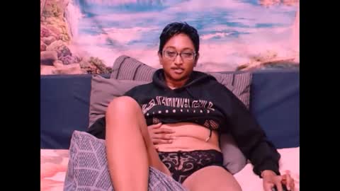 Shreya online show from 12/13/24, 05:54