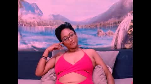 Shreya online show from 12/21/24, 07:56