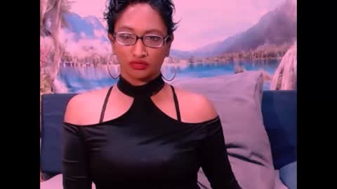 Shreya online show from 01/16/25, 10:23