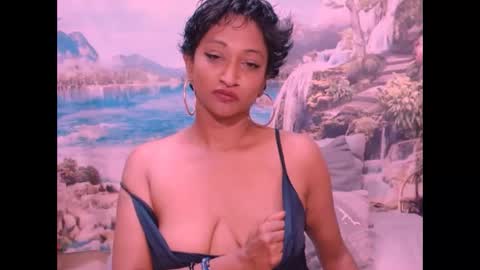 Shreya online show from 01/26/25, 07:20