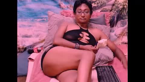 Shreya online show from 02/01/25, 08:47