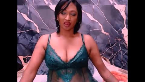 Shreya online show from 09/26/25, 07:07