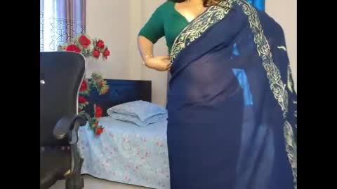 tina online show from 11/18/25, 05:12