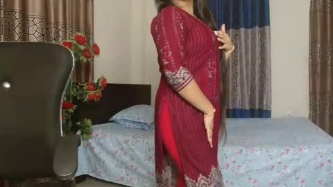 tina online show from 11/24/25, 12:27