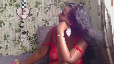 tina online show from 02/12/25, 12:44