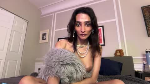 Indiantransgirlillinois online show from 02/28/26, 08:15