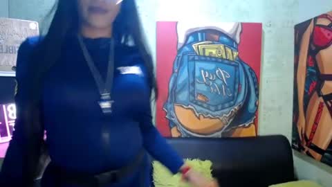Snapshot of indianzaraxxx chatting on 05/07/26, 05:29 Indianzara online show from 05/07/26, 05:29