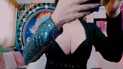 indica_me online show from 12/27/24, 09:28