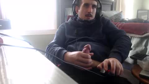 Snapshot of indicasonly chatting on 10/23/25, 03:00 indicasonly online show from 10/23/25, 03:00