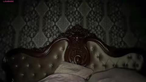 Snapshot of indikaflower chatting on 02/28/25, 11:45 Indika Flower online show from 02/28/25, 11:45