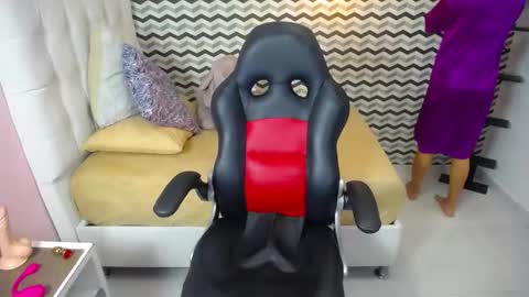   online show from 02/07/26, 01:59