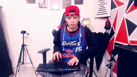 matias online show from 11/29/25, 03:42