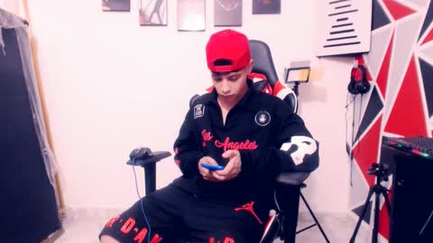 matias online show from 12/16/25, 04:17