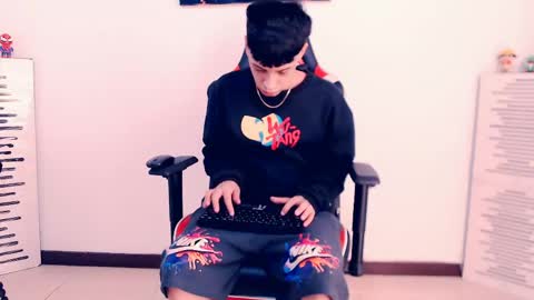 matias online show from 04/20/26, 04:21